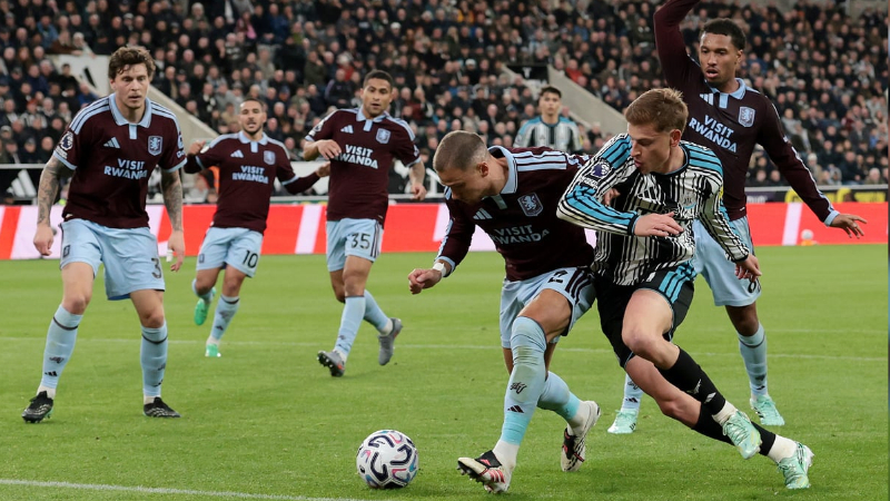 Aston Villa giành 3 điểm trên sân Newcastle, tạo đà tự tin trước cuộc đối đầu Man City