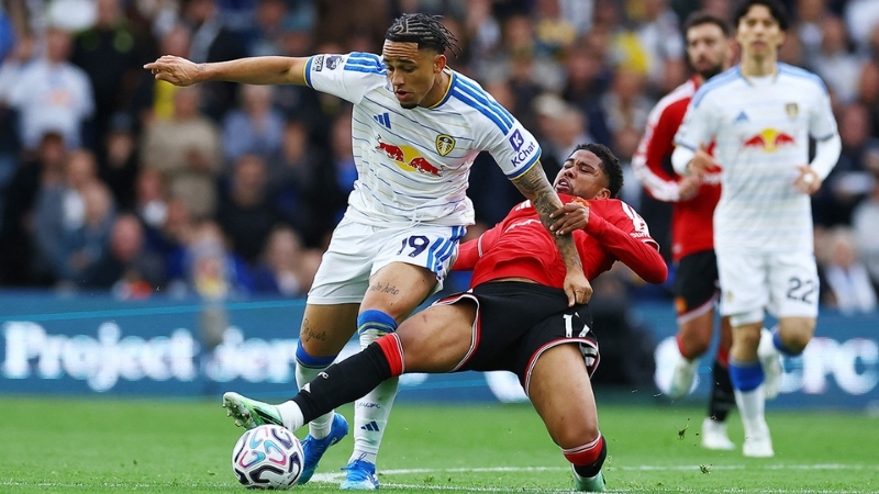 Bryan Mbeumo ghi bàn trong trận hòa Leeds United 1-1 ngày 18/10/2026