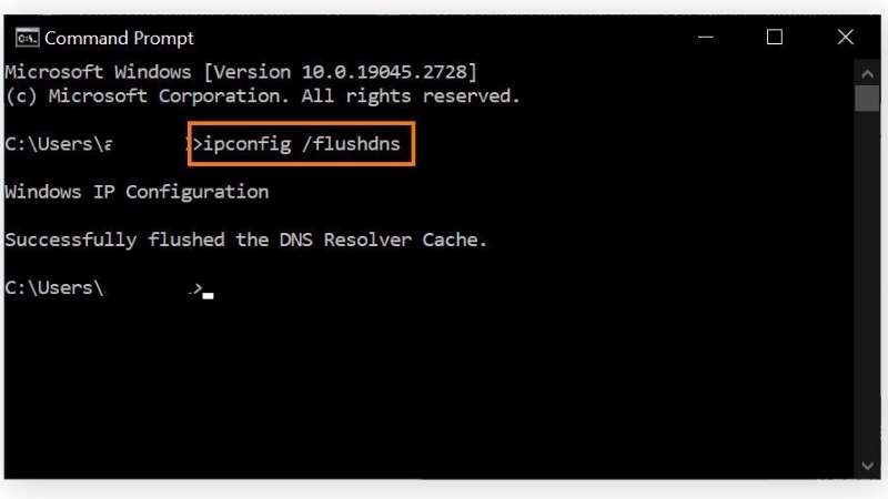 Nhập lệnh ipconfig /flushdns trong Command Prompt