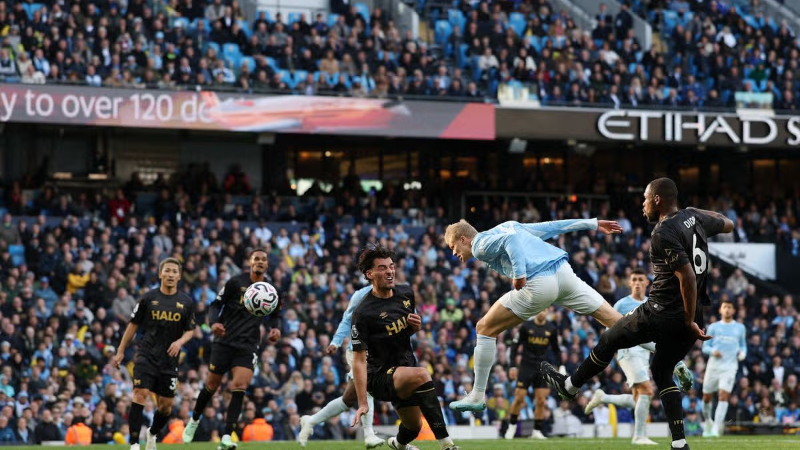 Ipswich cần cải thiện hàng thủ sau trận thua sát nút Manchester City 2-3