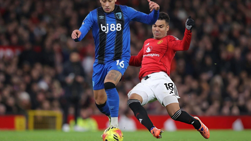 Hai đội từng hòa nhau 4-4 tại Old Trafford