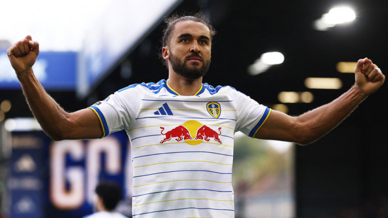 Dominic Calvert-Lewin ghi bàn giúp Leeds hòa Man United 1-1 tại vòng 7