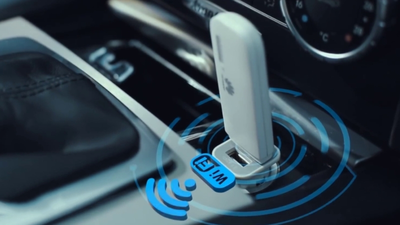 Bộ phát WiFi 4G sử dụng SIM trong khoang ô tô