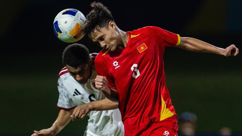 Hậu vệ Nguyễn Mạnh Cường của U17 Việt Nam