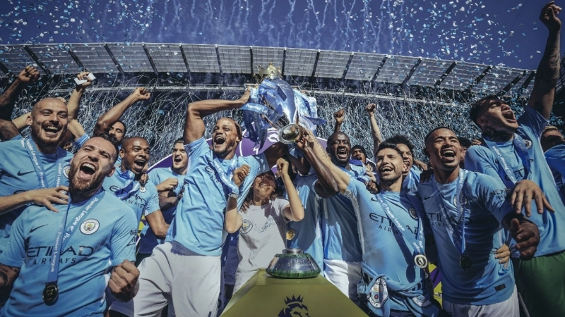 Manchester City lập kỷ lục 100 điểm tại Ngoại hạng Anh mùa giải 2017/18