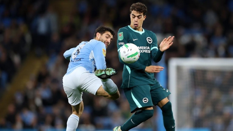 Man City và Brighton vừa hòa 2-2 sau 90 phút trong cuộc đối đầu tại Carabao Cup