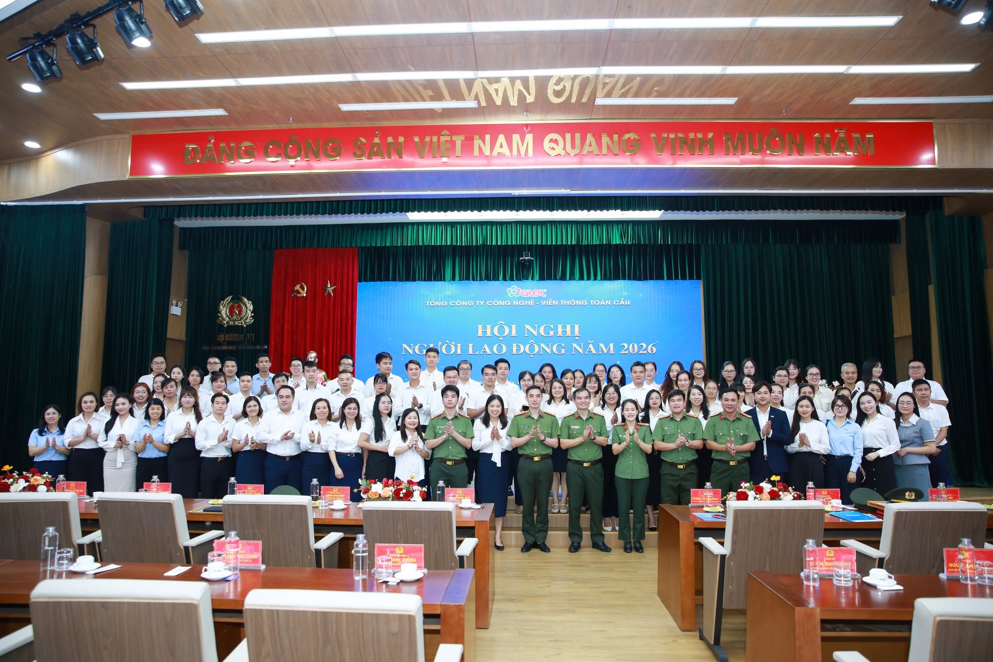 Tăng cường đối thoại, chăm lo quyền lợi người lao động, chung sức thực hiện khát vọng đổi mới – ảnh 1