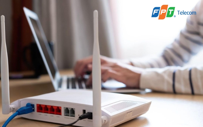 router WiFi ở vị trí cao