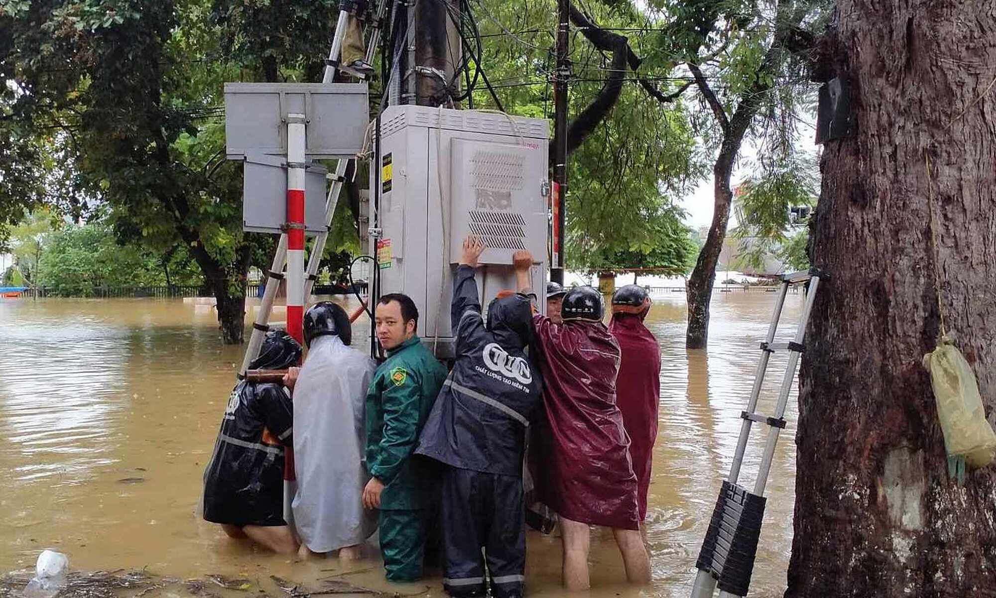 fpt khắc phục bão lũ bình định