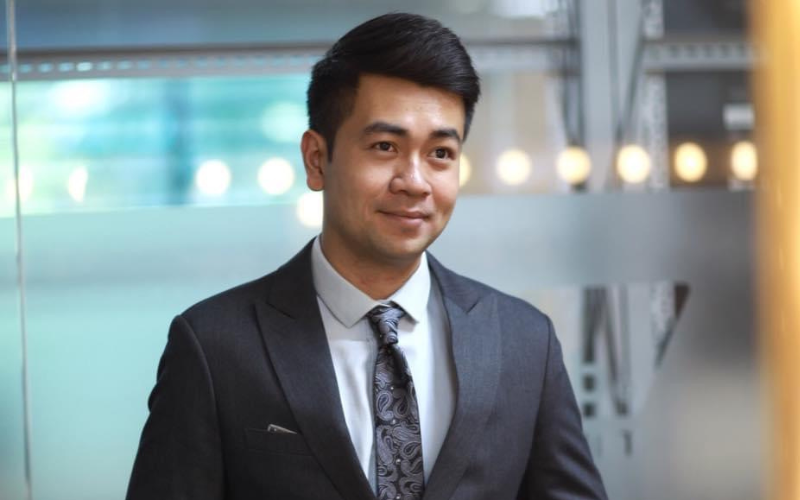 bình luận viên Xuân Tín