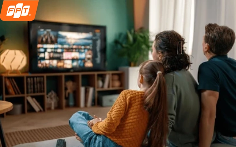 Combo Giga Lite hơn 130 kênh truyền hình FPT Play cho gia đình