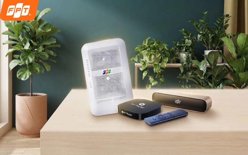 Trọn bộ thiết bị Modem Wifi 6 và đầu thu FPT Play Box nằm trong gói cước VIP7 Combo Sky VVIP Box