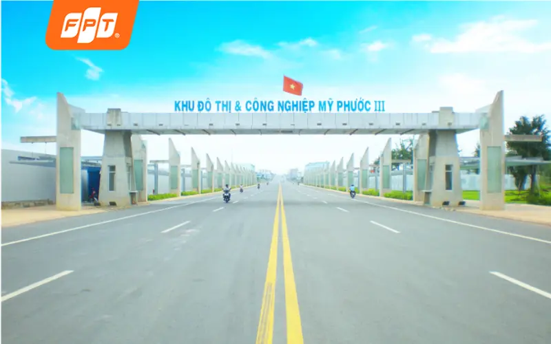 Khu đô thị EcoLakes Mỹ Phước và vườn cao su ven đường ĐT741, phường Chánh Phú Hòa