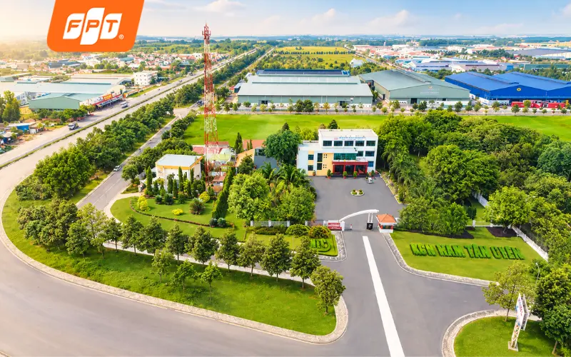 Khu công nghiệp Nam Tân Uyên nằm trên địa bàn phường đông dân nhất Tân Hiệp